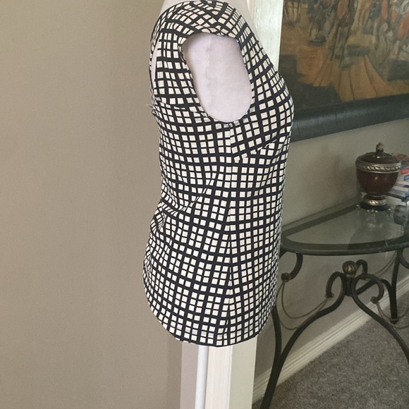 Banana Republic Tank Top Black & White Check Sleeveless Criss Cross Back XS - Picture 3 of 7